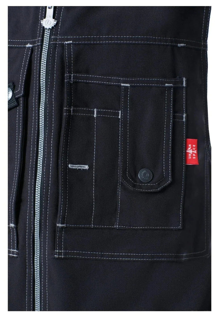 Central side zipper – Quick and easy access for comfortable wearing