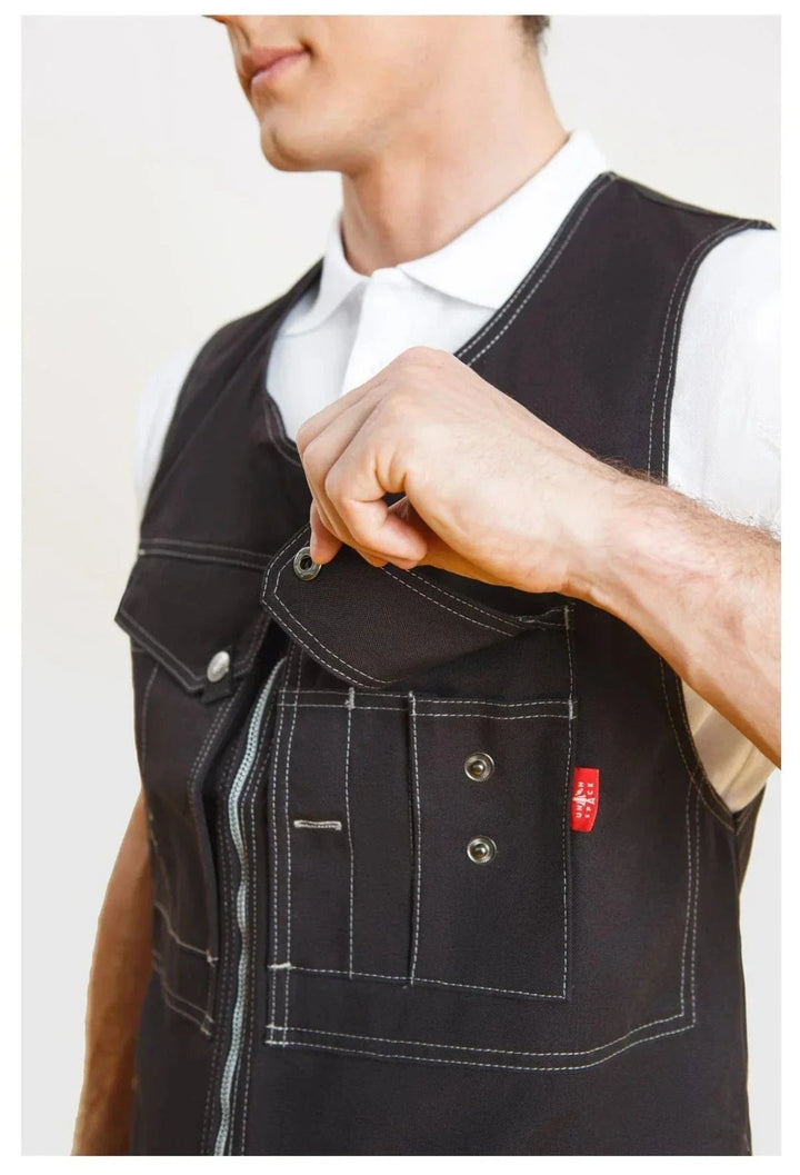 Front pockets with vertical entrances, double patch pockets with flap closures, and specialized compartment pockets for organized tool